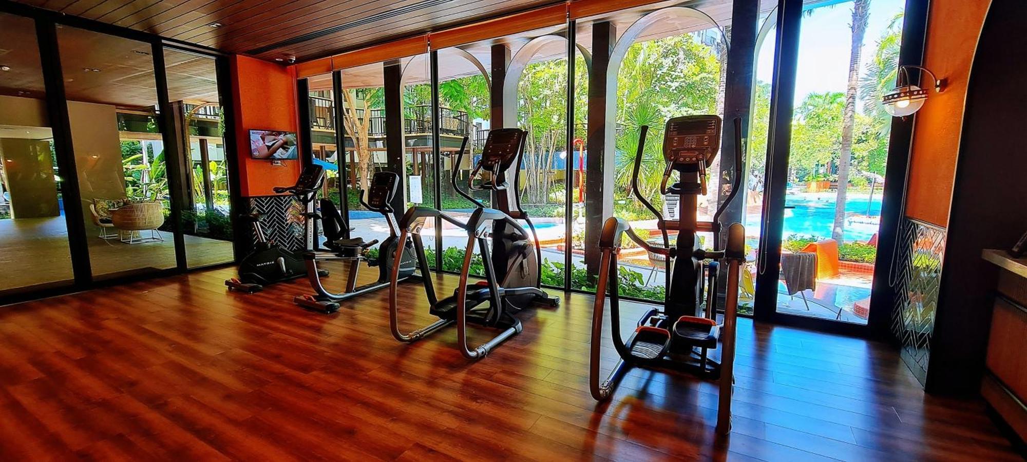 Lahabana Condo: Highest Floor with Night Market Proximity Hua Hin Exterior photo